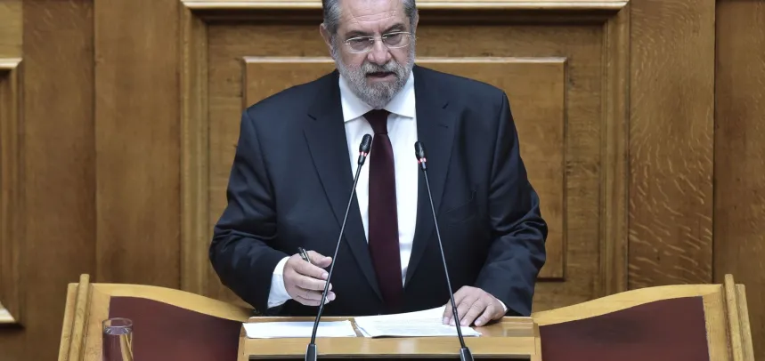 Αναξιοποίητη η παλιά Νομαρχία στο κέντρο της Πάτρας, ενώ το κράτος δαπανά εκατομμύρια για ενοίκια