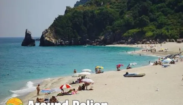 Παραλία Άγιοι Σαράντα Πηλιου