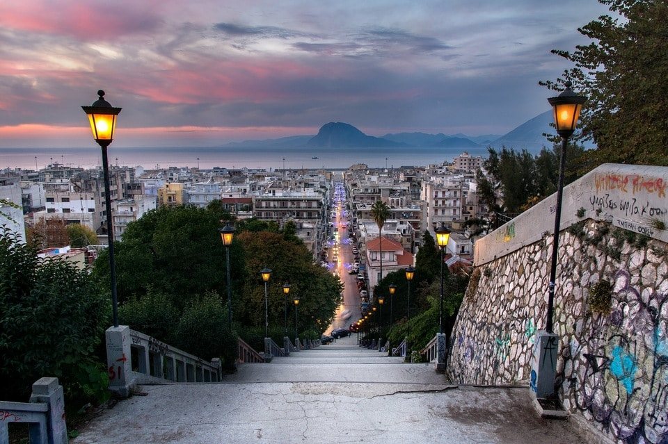 Πάτρα: Δείτε σε φωτογραφία την οδό Αγίου Νικολάου… πριν κατασκευαστούν οι σκάλες με τα 193 σκαλοπάτια