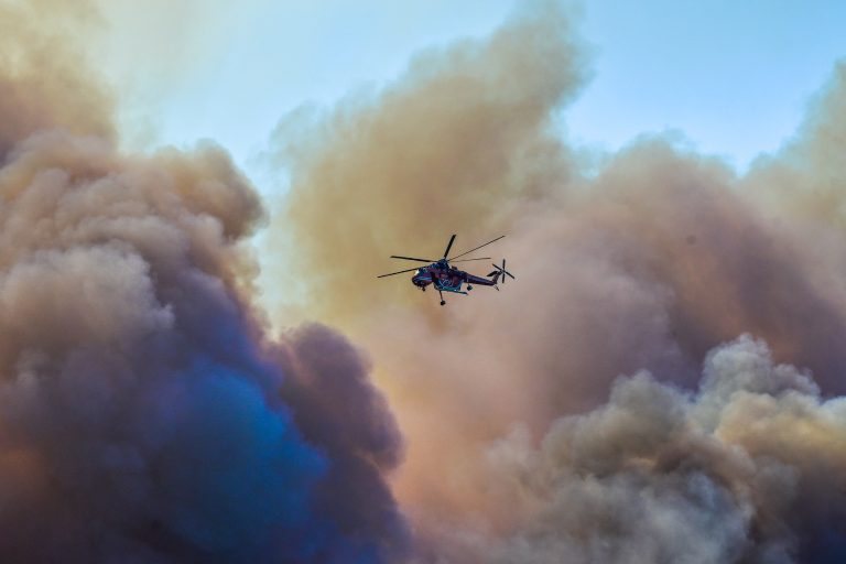 AtmoHub: Ποιες περιοχές θα επηρεαστούν από τη μεταφορά καπνού εξαιτίας των πυρκαγιών