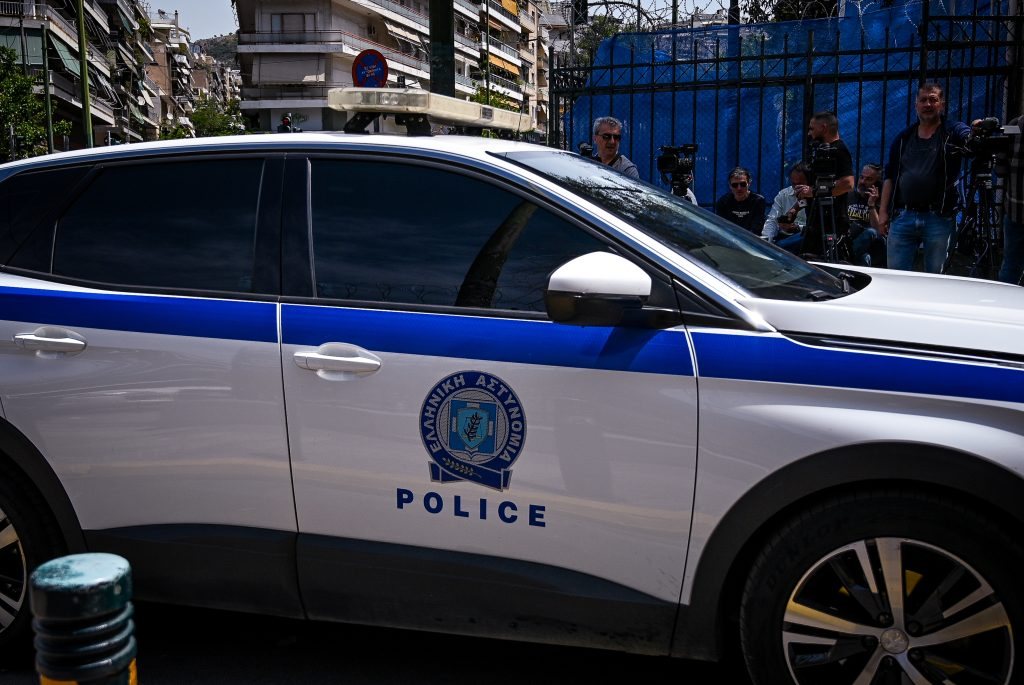 Συνελήφθη 49χρονος της ρωσόφωνης μαφίας στο Παλαιό Φάληρο – Εμπλέκεται σε εκβιασμούς και ξυλοδαρμούς επιχειρηματιών