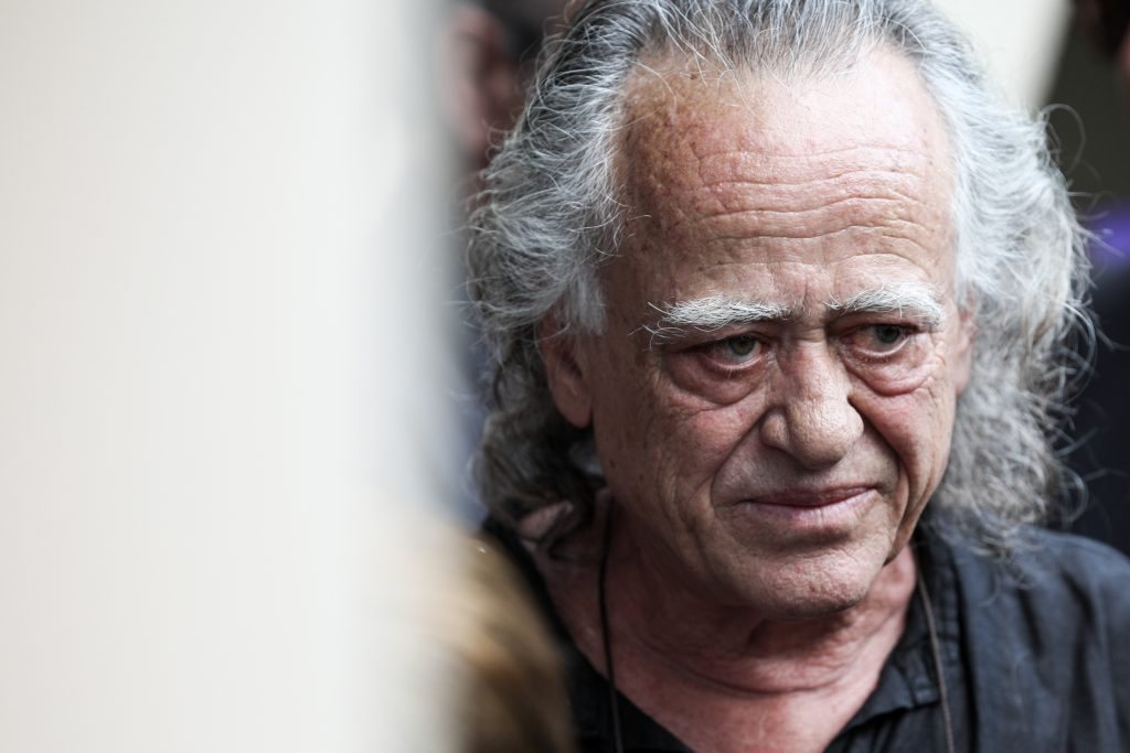 Πέθανε ο σπουδαίος Μεσσήνιος ηθοποιός Νίκος Καλογερόπουλος σε ηλικία 74 ετών