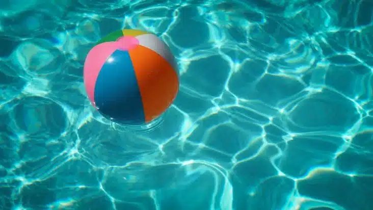 Για ανθρωποκτονία από αμέλεια κατηγορούνται οι γονείς του 4χρονου και ο ιδιοκτήτης του beach bar στην Πάρο: Πώς έγινε η τραγωδία
