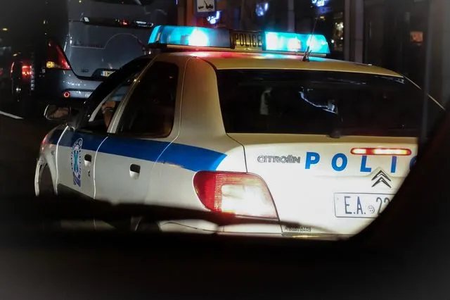 Σοκ στα Χανιά: Τον βρήκαν με τη θηλιά στο λαιμό – Πώς η Αστυνομία απέτρεψε αυτοκτονία, πώς το κινητό οδήγησε στον εντοπισμό του άνδρα