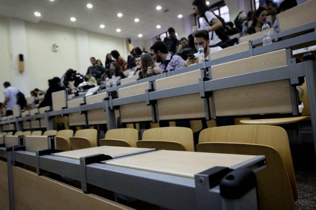 Μη κρατικά πανεπιστήμια: Τι απαντά το υπουργείο Παιδείας μετά το «μπλόκο» του ΣτΕ σε τρεις άδειες