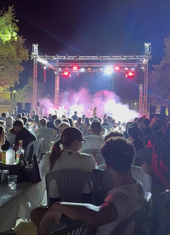 Δείτε τι έγινε στην συναυλία του Νίκου Κουρκούλη στη Βάρδα