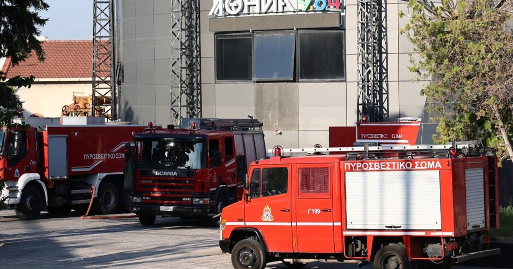 Φωτιά στις εγκαταστάσεις του ραδιοφωνικού σταθμού «Αθήνα 9,84»