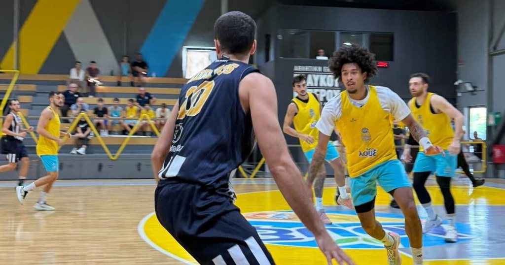 Κόροιβος: Νικηφόρο φιλικό στην Πάτρα