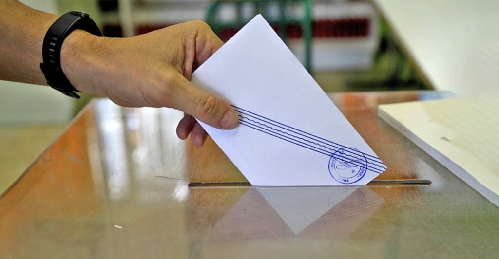 Δημοσκόπηση GPO: Πρώτη η ΝΔ με 30,3% – Πώς διαμορφώνεται η μάχη της δεύτερης θέσης