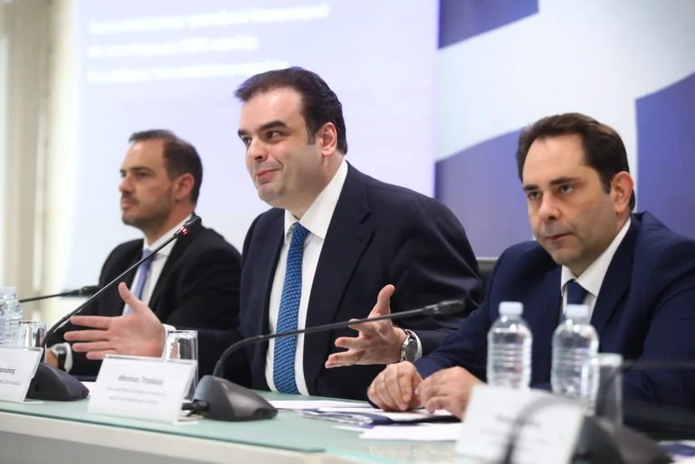 Πιερρακάκης στους Financial Times: Η Ελλάδα ως παράδειγμα μεταρρυθμίσεων για τη Γερμανία