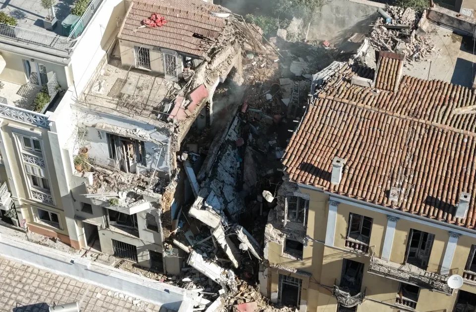 Έκρηξη στην Πλάκα: Συγκλονίζει συγγενής θυμάτων – «Μας ενημέρωσε η πρεσβεία 12 ώρες μετά»