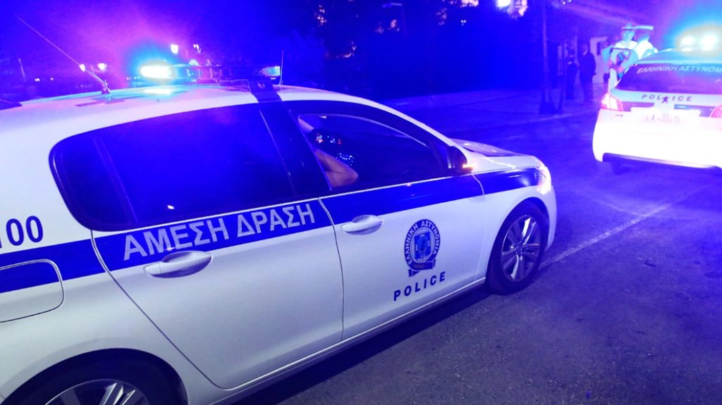 Τηλεφωνική απάτη εξελίχθηκε σε απαγωγή: Παρίσταναν τους αστυνομικούς, έβαλαν γυναίκα σε αυτοκίνητο και την μετέφεραν από την Τρίπολη στην Αττική