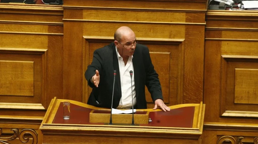 Μιχελογιαννάκης: Επέστρεψε στο ΠΑΣΟΚ χωρίς να τον καλέσουν !