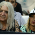 Βίσση και Καρβέλας σαν Κράμερ εναντίον Κράμερ: Η απάντηση της τραγουδίστριας στον συνθέτη