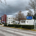 Πάτρα: 35χρονη έβαλε φωτιά στα μαλλιά της και πέρασε σχοινί στον λαιμό της έξω από το νοσοκομείο «Άγιος Ανδρέας»