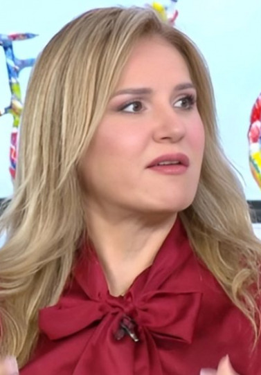 Μπέσσυ Μάλφα: Δεν είμαι μόνο η γυναίκα του Σκιαδαρέση και η μαμά των κοριτσιών, είναι ανόητο να έχουμε τίτλους