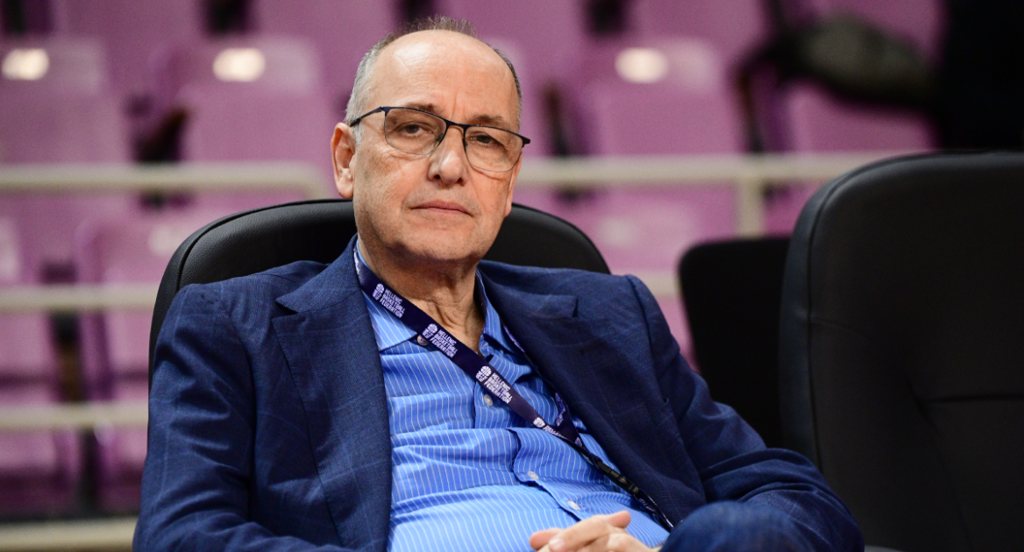 Ένταλμα σύλληψης για τον πρόεδρο της Ομοσπονδίας μπάσκετ Βαγγέλη Λιόλιο και άλλα στελέχη της ΕΟΚ