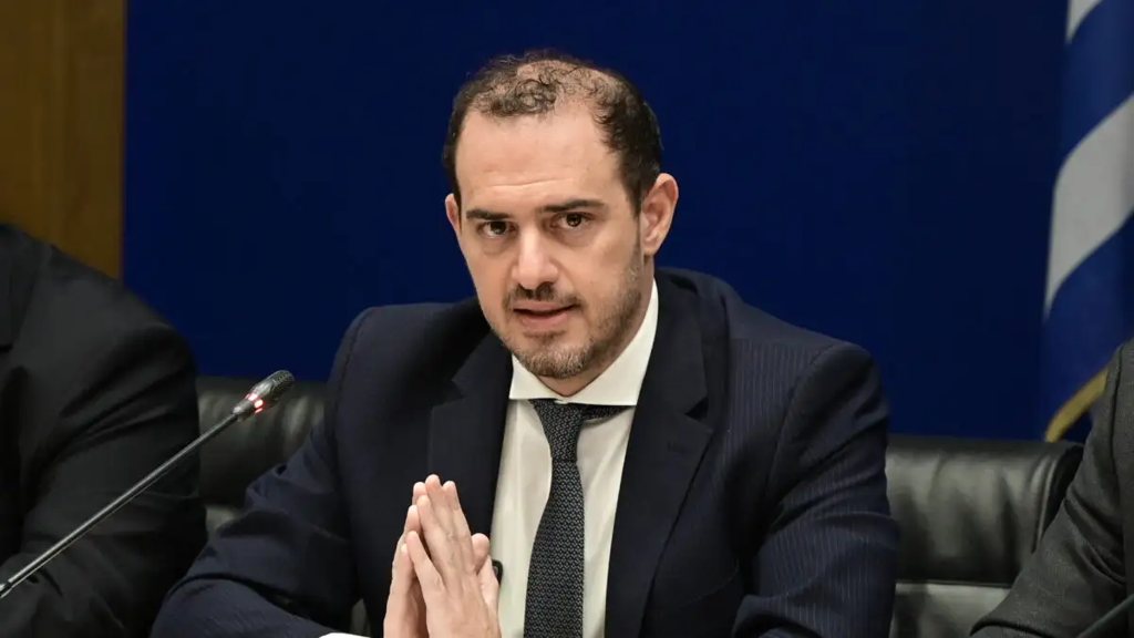 Γιώργος Κώτσηρας: Στο νοσοκομείο μετά από αδιαθεσία στη Βουλή